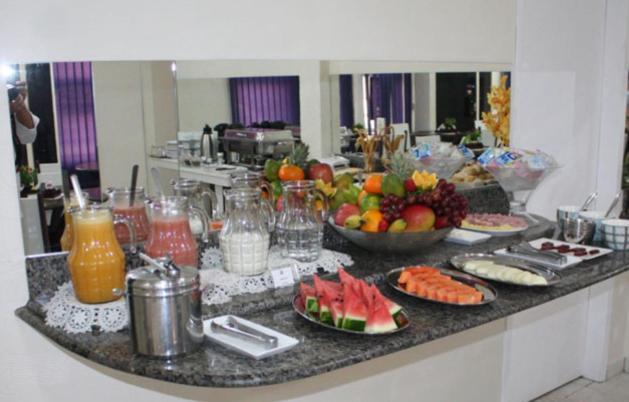 Hotel Express - Leva E Busca No Aeroporto Gratis 24 Horas วาร์เซีย กรานเด ภายนอก รูปภาพ